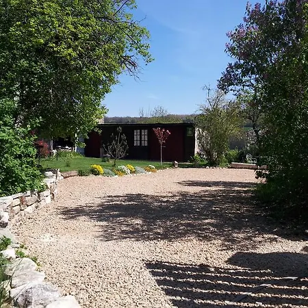 Holiday home Tourelle Arcis-le-Ponsart